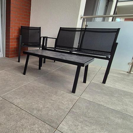 Rodzinne Apartamenty Bardzo Blisko Plazy Rewal Exterior photo